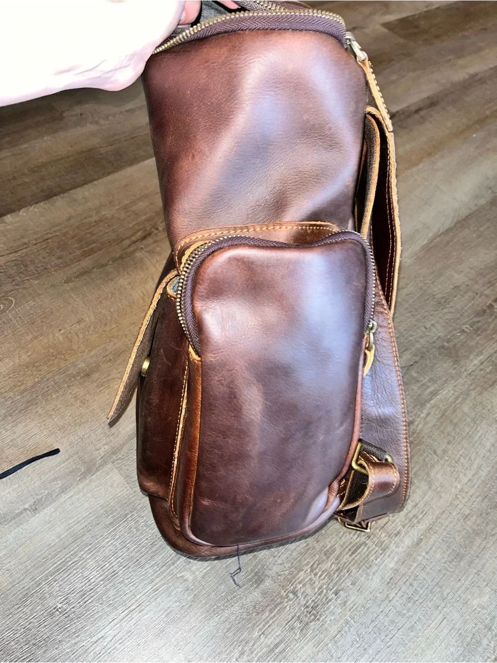 Men’s leather backpack travel bag unbranded heavy duty rugged weekender brown